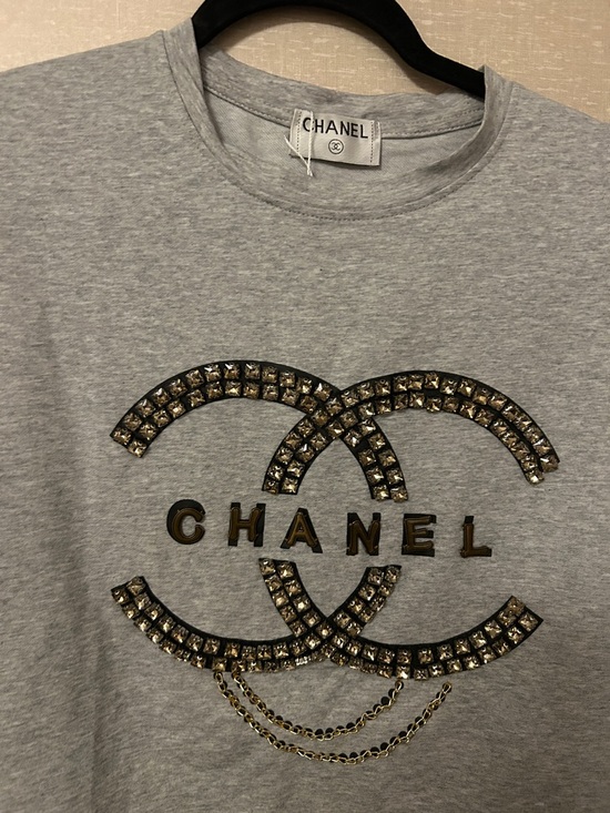 CHANEL Tops - CHANEL Grey Tee with Gold Crystal-Embellished CC Logo